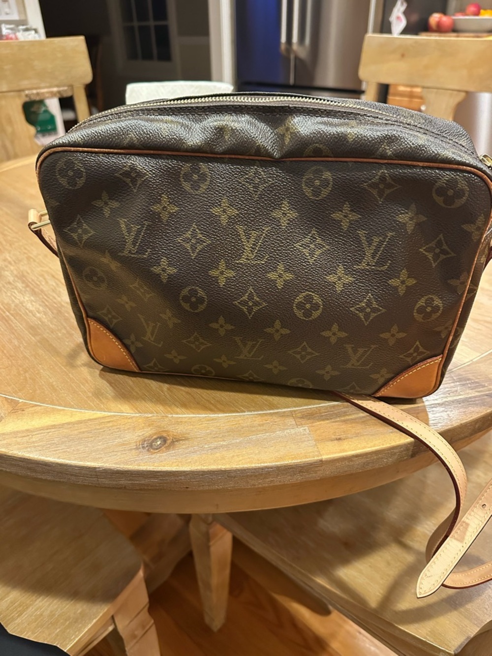 Louis Vuitton Monogram Trocadero 27 - Picture 14 of 16